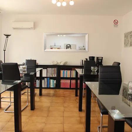 Adriana Bed & Breakfast 2*