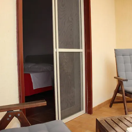 Adriana 4* سان ليون