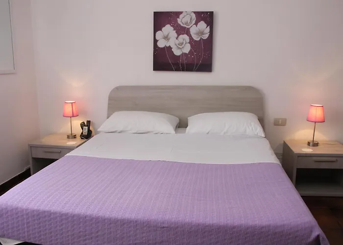 Adriana فندق مبيت وإفطار